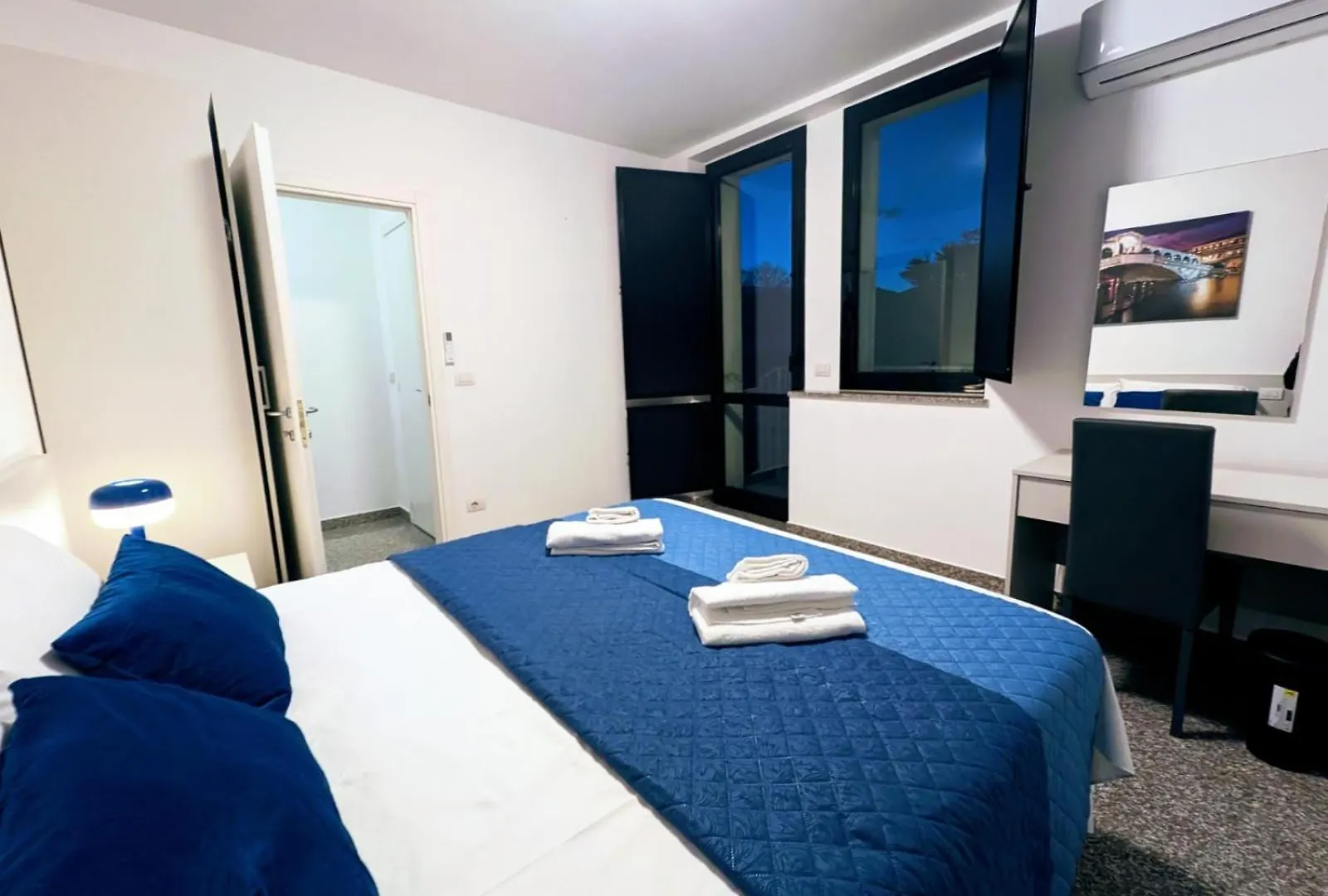 Venice Luxury Apartment Italy